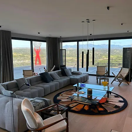 With Private Pool And Golf Near Bonifacio *