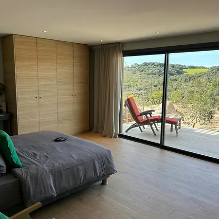 With Private Pool And Golf Near Bonifacio Сasa de vacaciones
