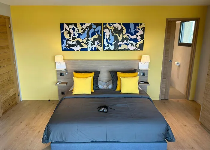 度假居 With Private Pool And Golf Near Bonifacio