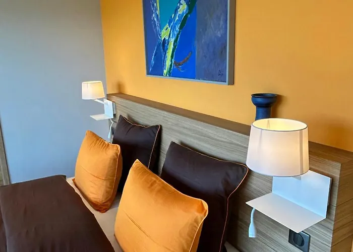 度假居 With Private Pool And Golf Near Bonifacio